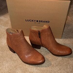 New  Lucky Brand Women's Brown Ankle Booties